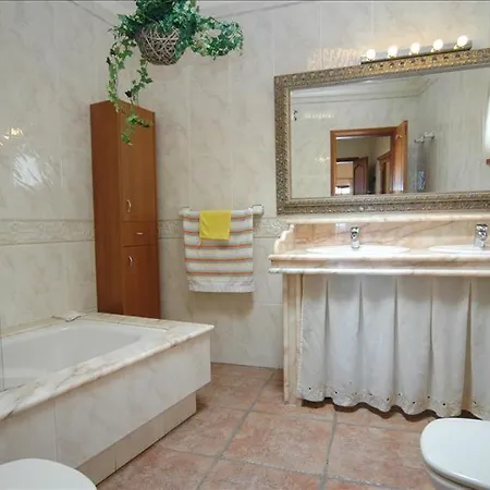 Miramar Teguise - A Fantastic 4 Bedroom - Front Line - Amazing Sea Views